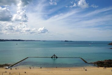 هتل Hôtel Des Marins