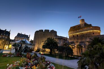 هتل Hôtel Des Marins