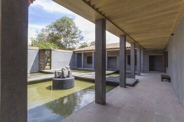 Hôtel Uvence Arte +