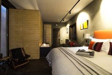 Hôtel Uvence Arte +