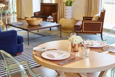 The Roc Club, A Grecotel Hotel To Live