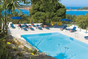 The Roc Club, A Grecotel Hotel To Live