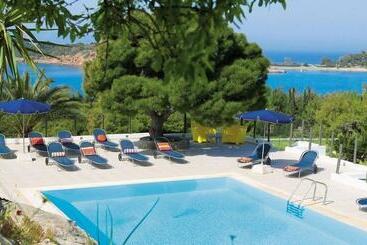 The Roc Club, A Grecotel Hotel To Live