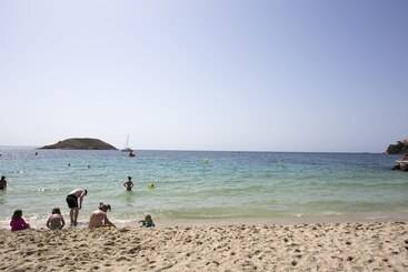 Magalluf Playa Apartments - Adults Only