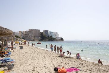 Magalluf Playa Apartments - Adults Only
