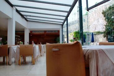 Morasol Suites
