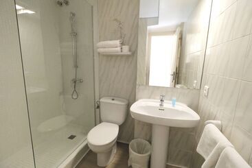 Naika Studios & Apartments
