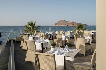 Porto Platanias Beach Resort & Spa