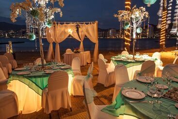 استراحتگاه Park Royal Beach Acapulco  All Inclusive