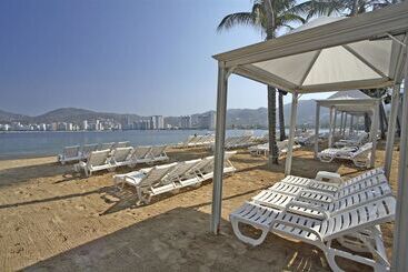 استراحتگاه Park Royal Beach Acapulco  All Inclusive