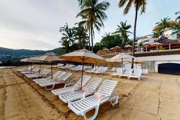 استراحتگاه Park Royal Beach Acapulco  All Inclusive
