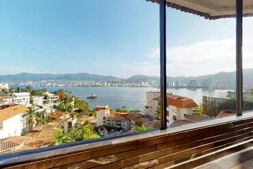 استراحتگاه Park Royal Beach Acapulco  All Inclusive