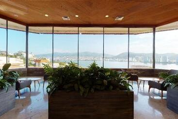 استراحتگاه Park Royal Beach Acapulco  All Inclusive