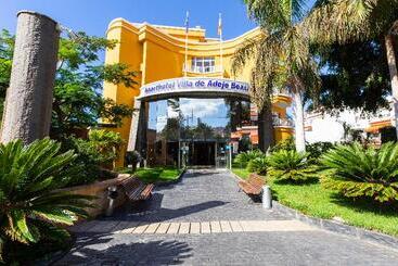 Villa De Adeje Beach