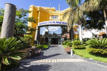 Villa De Adeje Beach