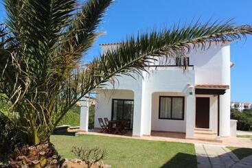 Yucas Homes