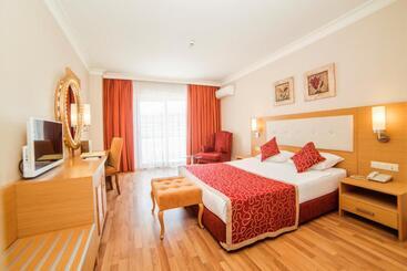 Alaiye Resort & Spa Hotel   Ultra All Inclusive - Avsallar