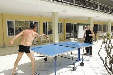 Asrın Beach Hotel   All Inclusive