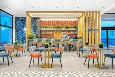 Broncemar Beach Suites