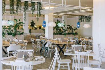 هتل Alua Village Fuerteventura - All Inclusive