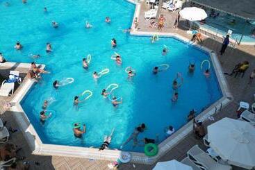 酒店 Aydinbey Gold Dreams   Ultra All Inclusive