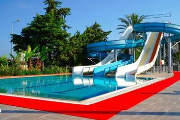 酒店 Aydinbey Gold Dreams   Ultra All Inclusive