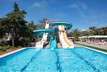 酒店 Aydinbey Gold Dreams   Ultra All Inclusive