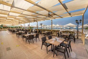 酒店 Aydinbey Gold Dreams   Ultra All Inclusive