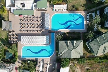 酒店 Aydinbey Gold Dreams   Ultra All Inclusive