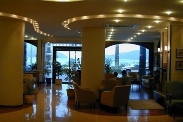 酒店 Candan Beach