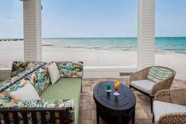 Casa Marina Key West, Curio Collection by Hilton - Key West