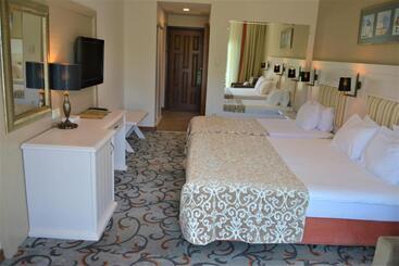 هتل Club Boran Mare Beach All Inclusive