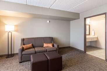Hotell Comfort Suites Austin Airport