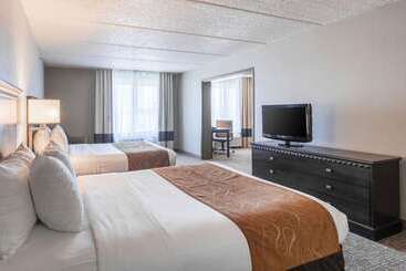 Hotell Comfort Suites Austin Airport