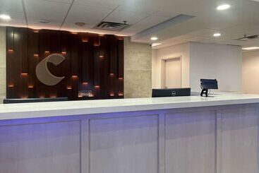 Hotell Comfort Suites Austin Airport