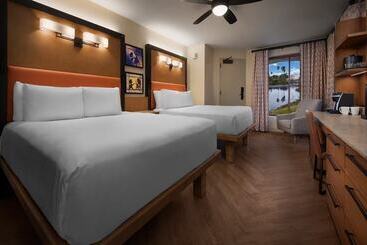 هتل Disney's Coronado Springs Resort
