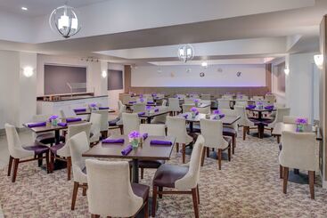 هتل The Brookhaven Atlanta