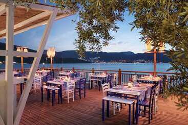 هتل Doubletree By Hilton Bodrum Isil Club Resort