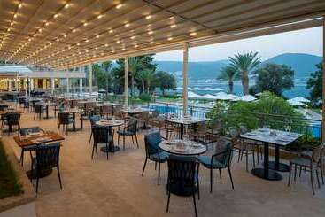 هتل Doubletree By Hilton Bodrum Isil Club Resort
