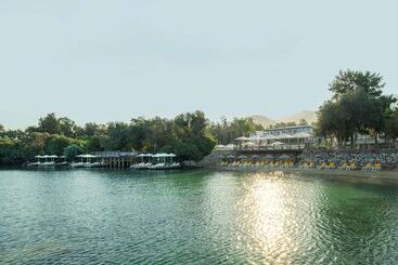هتل Doubletree By Hilton Bodrum Isil Club Resort
