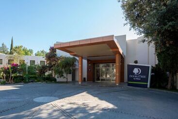 هتل Doubletree By Hilton Bodrum Isil Club Resort