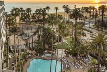 Fairmont Miramar Hotel & Bungalows
