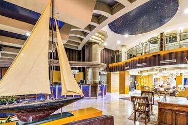 酒店 Grand Cettia