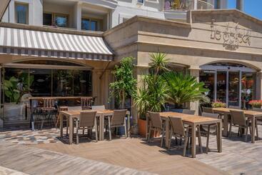 酒店 Grand Cettia