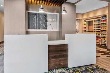 هتل Hampton Inn & Suites Los Angeles/hollywood