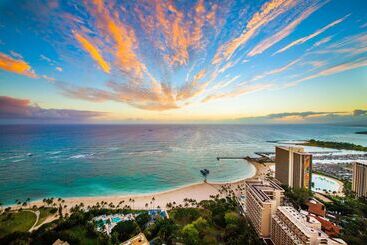 هتل Hilton Hawaiian Village Waikiki Beach Resort