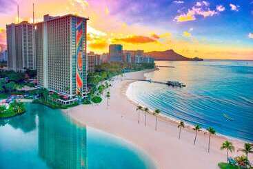 هتل Hilton Hawaiian Village Waikiki Beach Resort