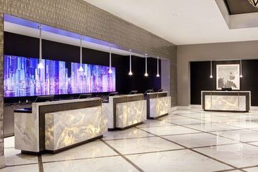 هتل Hilton Miami Downtown