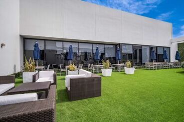 هتل Hilton Miami Downtown