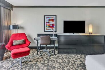 هتل Hilton Miami Downtown